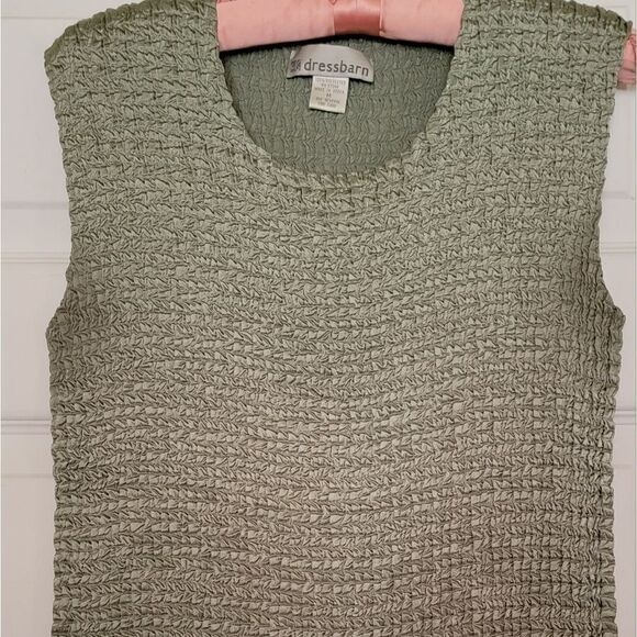 #322 Dressbarn- Sage Green Silky Stretch tank top- Size:Medium - Picture 1 of 3